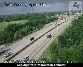 10 East @ Spur 330, FACING North