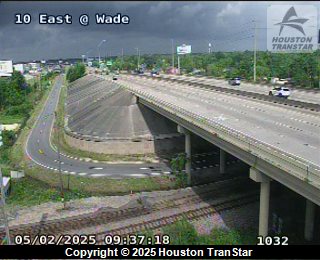 IH-10 East @ Wade, FACING North