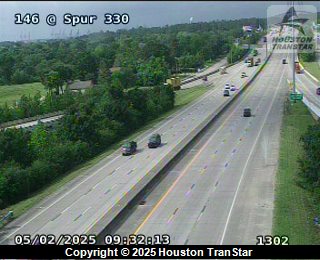 146 @ Spur 330, FACING West