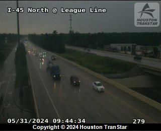 IH-45 North @  League Line, FACING West