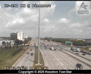 290 NORTHWEST @ PINEMONT, FACING South