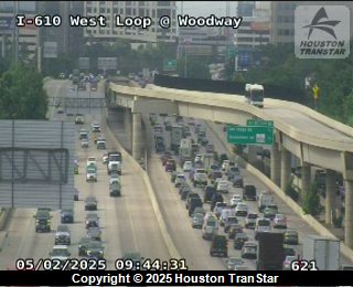 610 WEST LOOP @ Woodway, FACING East