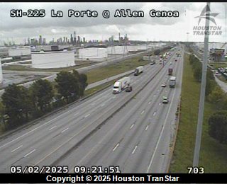 225 La Porte @ Allen Genoa, FACING South