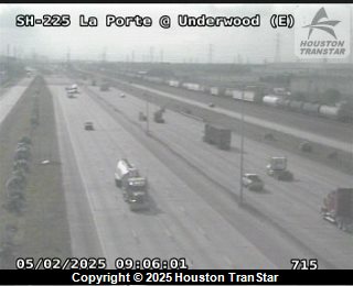 225 La Porte @ Underwood (E), FACING North