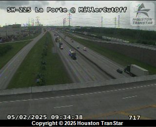 225 La Porte @ Miller Cut Off, FACING North