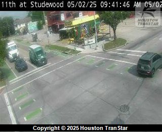 11th@Studewood, FACING Unknown