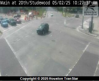 Main@E 20th/Studwd, FACING Unknown
